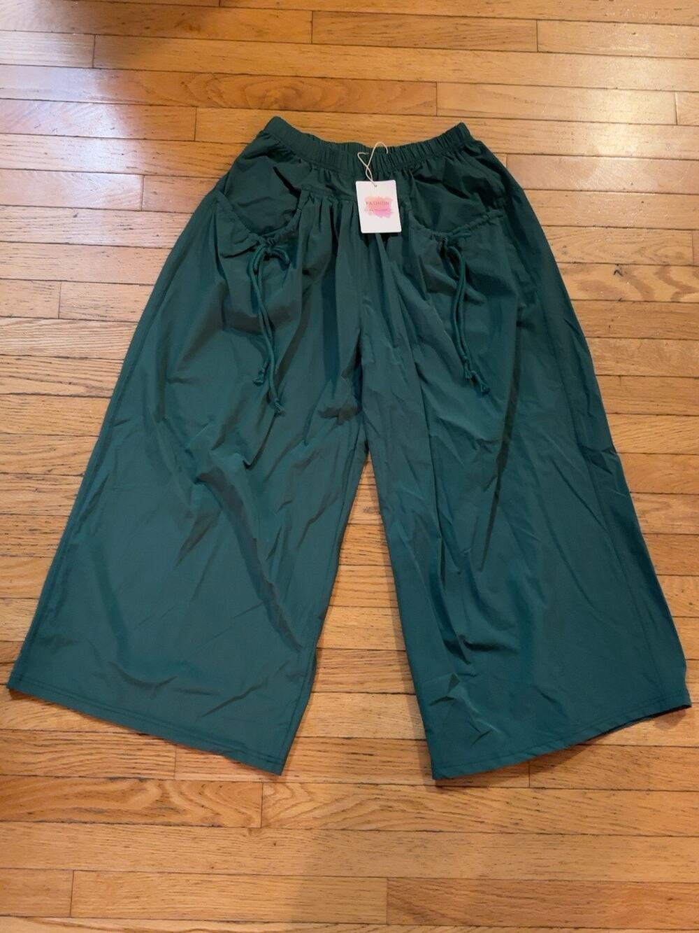 Fashion Be Yourself Womens S Green Wide Leg Track Pants Drawstring Pockets NWT
